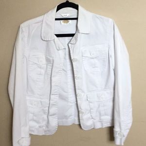 TALBOTS white jean jacket. 12Petite. LEUC NSNP